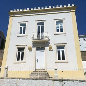  בית הארחה Coimbraameias