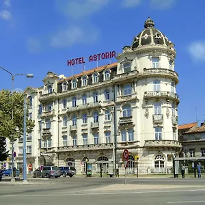 3* מלון Astoria